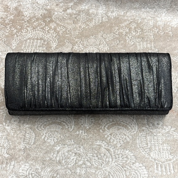 La Regale Black Metallic Shimmer Gathered Satin Clutch Formal Evening Bag - Picture 15 of 15